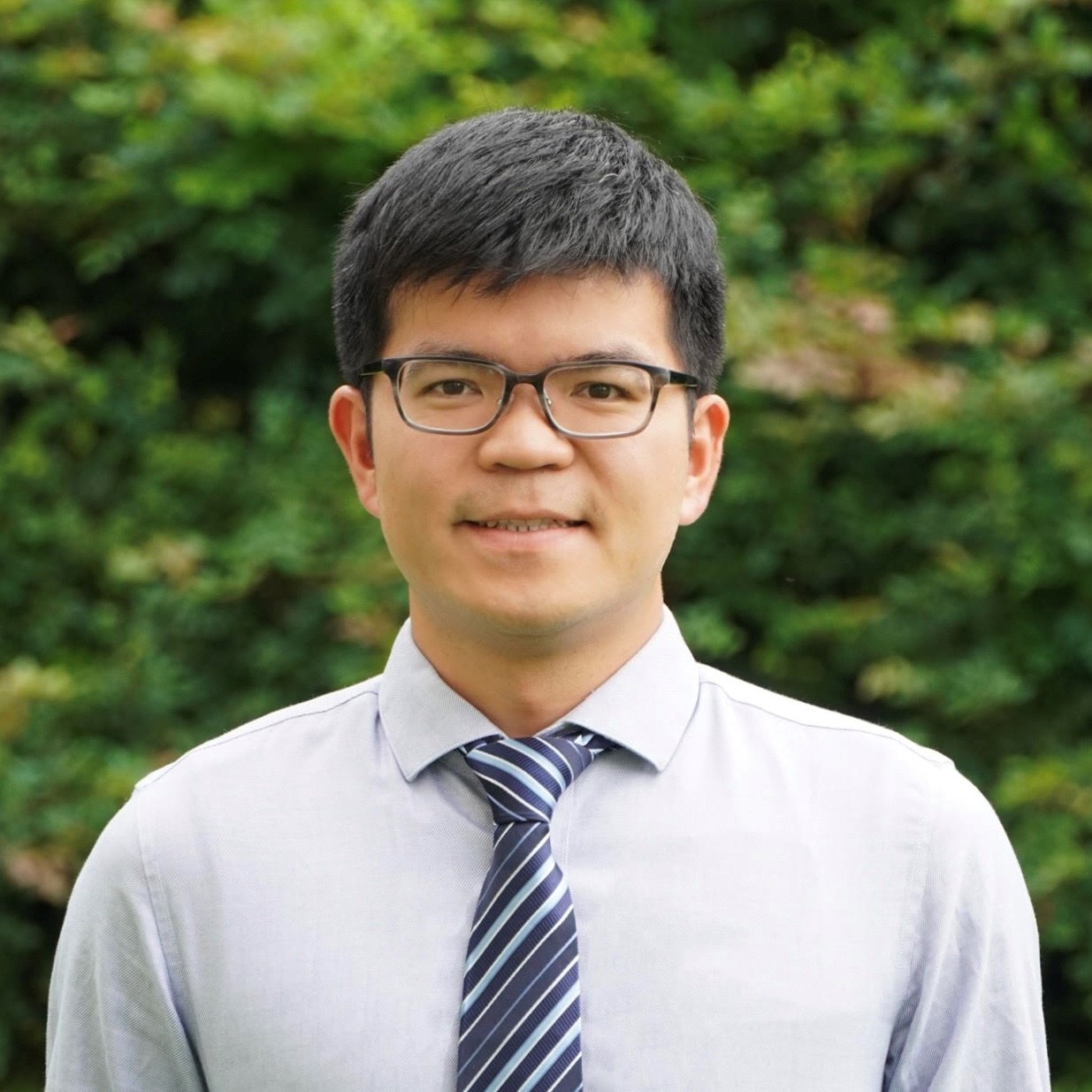 Dr. Huanping Huang Photo